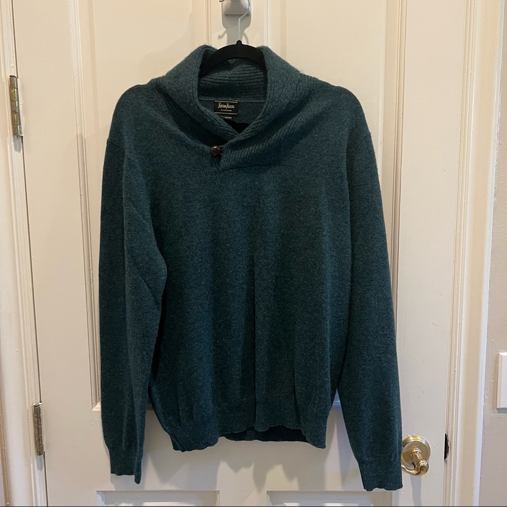 NWOT - Neiman Marcus 100% Cashmere Sweater - Large